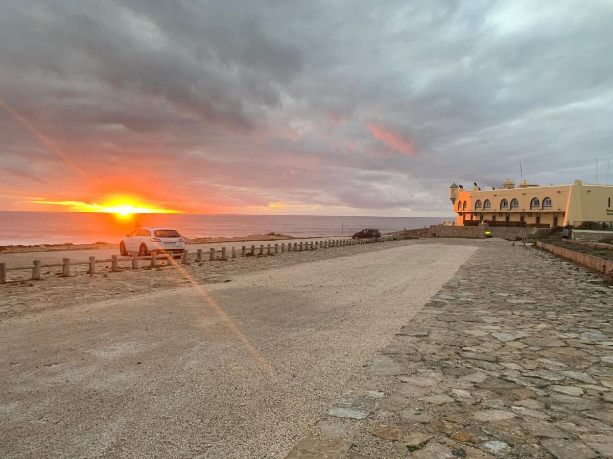 Cascais Spacious Getaway Exterior photo